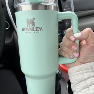 Stanley Water Bottle, Stanley Adventure, Cute Water Bottles, Birthday Items, Cute Cups, Insulated Cups, Cup With Straw, Starbucks Cups, Stanley Cup