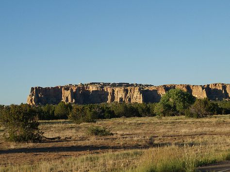 Acoma Pueblo and Sky City New Mexico is a Native American pueblo 2008 P9022841 by mrchriscornwell, via Flickr Rise Of The Runelords, Cool Views, Acoma Pueblo, New Mexico Style, Southwest Usa, Fantasy Aesthetics, Sky City, The Ancient One, Mexico Style