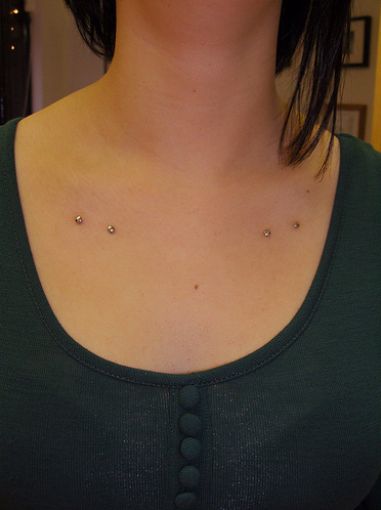 Collar Bone Micro-Dermal. Ranger Tattoo, Chest Piercing, Dermal Implants, Hip Piercings, Neck Piercing, Anchor Piercing, Dermal Piercing Jewelry, Microdermal Piercing, Skin Piercing