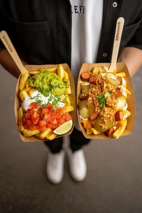 Loving Food You Deserve Fries Photography, Streetfood Ideas, Street Food Photography, Street Food Business, Picnic Date Food, Street Food Design, Vegan Fries, Loaded Fries, Vegetarian Fast Food