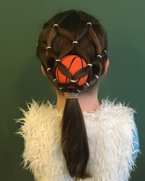 Basketball hairdo for the sports fan, would be great for crazy hair day at school Easy Crazy Hairstyles, Crazy Hair For Kids, Basketball Hairstyles, School Basketball, Ball Hairstyles, Wacky Hair Days, Crazy Hair Day, Wacky Hair, Hair Color Auburn