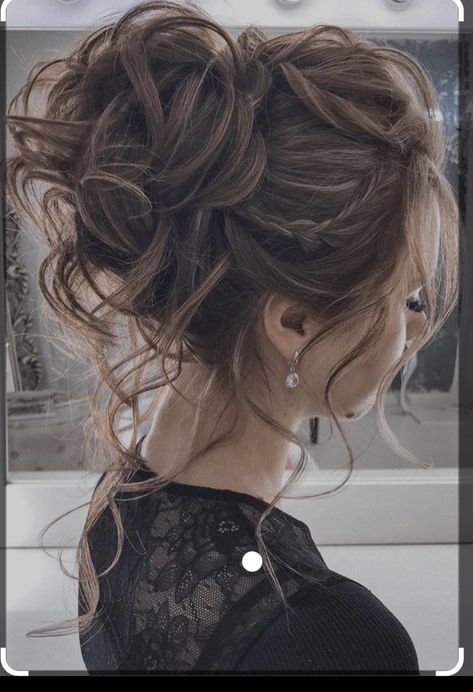 Holiday Updos, Messy Curly Hair, Messy Hair Updo, Curly Bun Hairstyles, Bun Hair Piece, Birthday Hairstyles, Homecoming Hairstyles Updos, Wedding Hairstyles Updo, Tom Felton