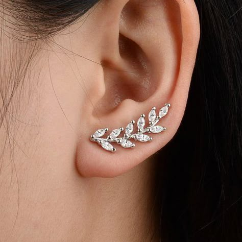 Ear Cuff Hairstyle, Diamond Ear Cuff Earrings, Earcuffs Earrings Indian, Earcuffs Earrings, Antique Necklace Gold, Leaf Ear Cuffs, Earring Cuff, Earrings Cuff, Ear Cuff Jewelry