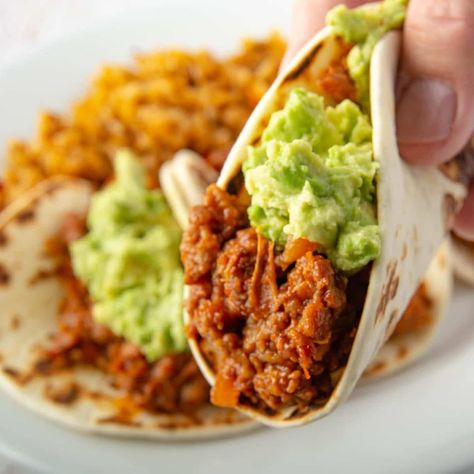 Simple tacos made with pantry ingredients and beyond beef. #tacorecipe #beyondbeef #jamesstrange Vegan Stroganoff, Meat Tacos, Vegan Tacos Recipes, Bibimbap Recipe, How To Make Tortillas, Ground Beef Tacos, Easy Guacamole, Taco Recipe, Stroganoff Recipe