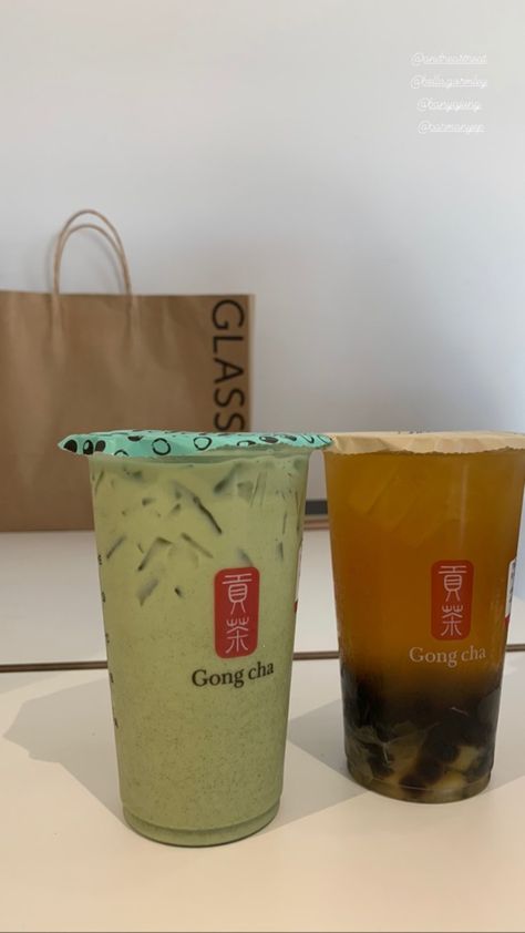 Gong Cha, Boba Drink, Matcha Drink, Bubble Milk Tea, Cute Food Art, Food O, Starbucks Recipes, Pretty Drinks, Mouth Watering Food