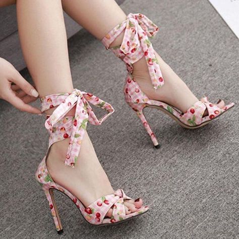 Heels Boots Outfit, Comfortable Bridal Shoes, Strap High Heels, Pencil Heels, Heels Aesthetic, Fashion Shoes Heels, Cute Shoes Heels, Heels Outfits, Ankle Strap High Heels