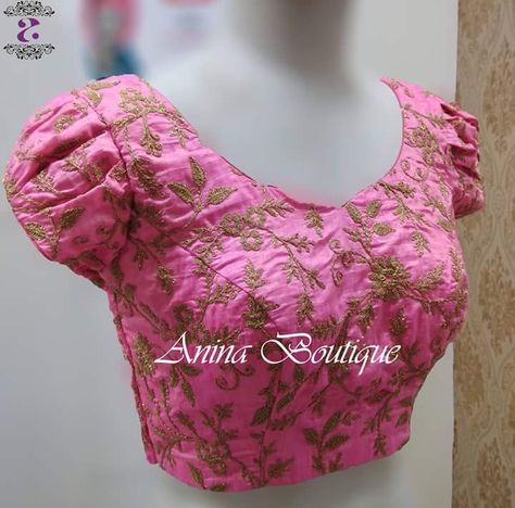 Normal Blouse Designs Hands, Short Hands Blouse Designs Latest, Blouse Designs Short Hands, Blouse Front Design, Puff Hands, Blouse Designs Aari Work, Casual Blouse Designs, Blouse Maggam Work, Patch Work Blouse Designs