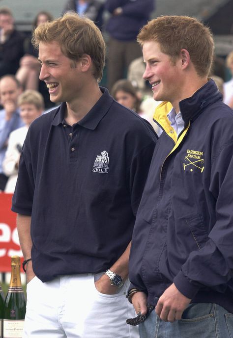 Such a fun British royal family flashback! Prince William and Prince Harry shared a laugh at the Queen Mother's Cup in July 2004. William And Harry, English Royal Family, Prins Harry, Principe William, Prinz Harry, Prince William And Harry, Polo Match, Principe Harry, Young Prince