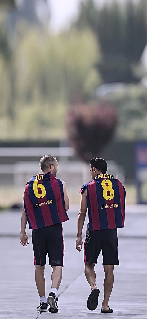 Xavi And Iniesta, Xavi Iniesta, Football Icon, Messi 10, Fc Barcelona, Barcelona, Soccer, Football, Wallpapers