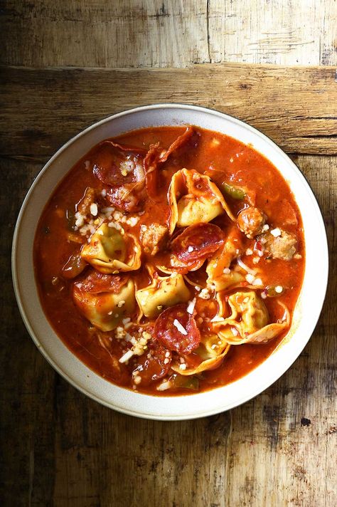 Pepperoni Pizza Soup with Tortellini Soup With Cheese Tortellini, Soup With Tortellini, Soup With Cheese, Pizza Soup, Delicious Soup Recipes, Tortellini Soup, Cheese Tortellini, Dumpling Recipe, Delicious Dinner Recipes