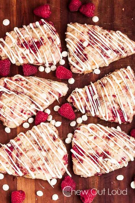 Chocolate Raspberry Scones, White Chocolate Raspberry Scones, Baked Scones, Best Scone Recipe, Berry Scones, Raspberry Scones, Chocolate Scones, Homemade Scones, Frozen Raspberries