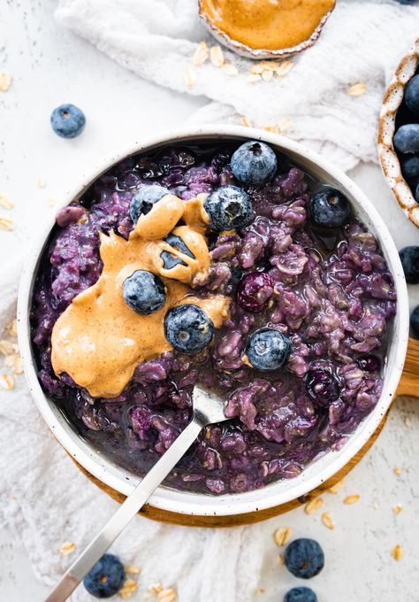 Stovetop Oatmeal, Work Breakfast, Oatmeal Crisp, Make Oatmeal, Berry Oatmeal, Gf Dinner, Pumpkin Pie Oatmeal, Oat Bowls, Chia Overnight Oats