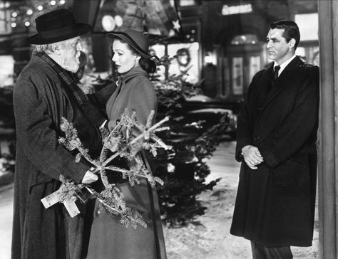 The 22 Best Classic Christmas Movies | Vogue Old Christmas Movies, Best Holiday Movies, White Christmas Movie, Period Drama Movies, Christmas Movies List, Xmas Movies, British Movies, Good Movies On Netflix, Best Christmas Movies