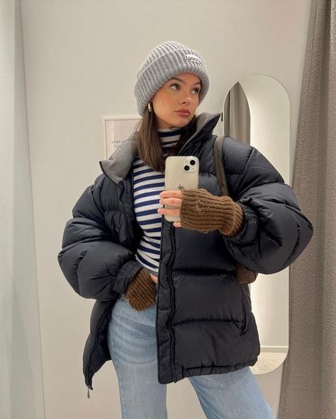 Emma Aurora on Instagram: "sthlm part 1🤍" Gray Puffer Jacket Outfit, Emma Aurora, Grey Puffer Jacket, Puffer Jacket Outfit, Come Back To Me, Grey Puffer, Vinnie Hacker, Puffer Jacket Women, Nyc Trip