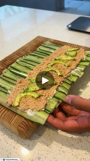 Tuna Cucumber, Cucumber Rolls, Avocado Roll, Hemp Hearts, Low Cal Recipes, Cucumber Recipes, Easy Lunch Recipes, Free Keto Recipes, Sushi Recipes