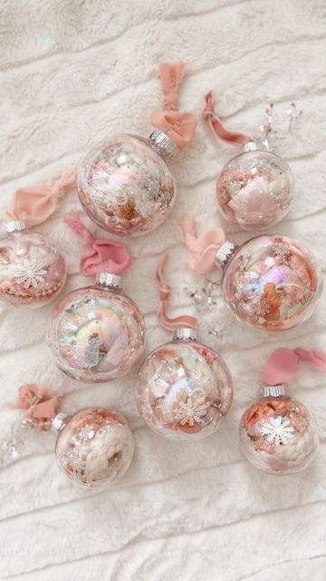 Anthropology Ornaments Diy, Confetti Ornaments Diy, Iridescent Christmas Tree Ideas, Instax Mini Christmas Ornament Diy, Diy Sparkle Ornaments, Pink Christmas Diy Ornaments Ideas, Diy Ornaments Clear Balls, Clear Ornaments Ideas, Filled Ornaments Diy