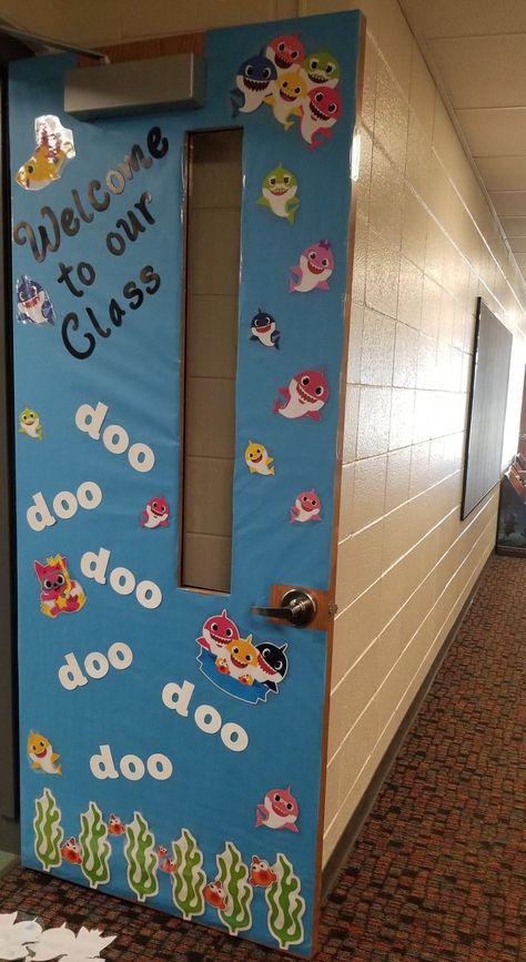 Classroom door decor! #babyshark #doodoodoo Classroom Door Decorations Kindergarten, Welcome Door Preschool, Nursery Classroom Door Decoration Ideas, Toddler Door Ideas, August Door Decorations, Playgroup Class Decoration, Back To School Door Ideas For Daycare, Summer Classroom Door Ideas, Summer Door Ideas For Classroom