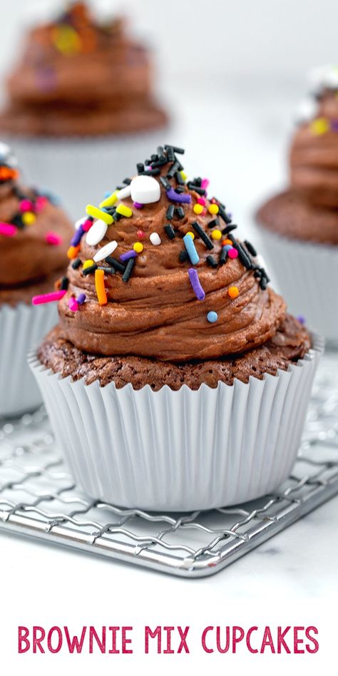 Brownie Mix Cupcakes -- If you're looking for the most rich and chocolatey cupcake recipe that also happens to be the easiest cupcake recipe, you need to try these Brownie Mix Cupcakes! With just 4 ingredients, these little cakes are a breeze to bake and perfect for all kinds of occasions. via @wearenotmartha Brownie Mix Cupcakes, Brownie Cupcakes From Mix Boxes, Ghirardelli Brownie Mix, Strawberry Cheesecake Cookies, Brownie Mix Recipes, Cake Mix Cupcakes, Dark Chocolate Fudge, Easy Cupcake Recipes, Party Food Dessert