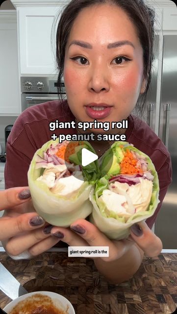 Kat Chao on Instagram: "🍃GIANT SPRING ROLL with SAUCE🍃

why do some call it a spring roll and others a summer roll? I never understood that 😂 but regardless, this is such a quick easy meal that’s filling and perfect for those fridge clean outs ✨ 

inside my giant spring roll ⬇️:
4 rice papers, lettuce, Korean carrot salad, red onion, chicken

easy peasy peanut sauce ⬇️:
2 tbsp peanut butter
2 tbsp hoisin sauce 
2 tbsp water
Optional: 1 tbsp sriracha 

Korean Carrot Salad ⬇️:
10 large carrots, shredded 
4 tbsp garlic, minced
1/4 cup olive oil
1/2 cup white vinegar 
1 tbsp salt
1 tbsp sugar
2 tbsp ground coriander 
1/4 cup Korean chili powder (gochugaru)
1 tbsp white pepper

#springroll #giantspringrolls #summerrolls #asianfood #peanutsauce #mealideas #viralfood #healthyfood #lowcarb" Summer Rolls With Chicken, Philippine Spring Rolls, Ground Turkey Spring Rolls, Rice Paper Salad Rolls, Korean Spring Rolls Rice Paper, Chicken Spring Roll Recipe Rice Paper, Easy Rice Paper Rolls, Veggie Rolls Rice Paper, Rice Paper Rolls Vegetarian