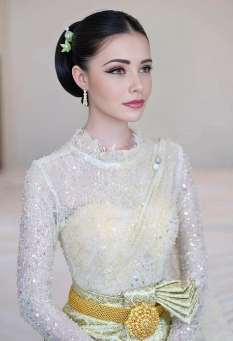 Thai Fashion, Myanmar Dress Design, Glamour Dress, Modest Wedding Dresses, Photo Effects, Photo Lab, Modern Fashion, Your Photo, Traditional Dresses