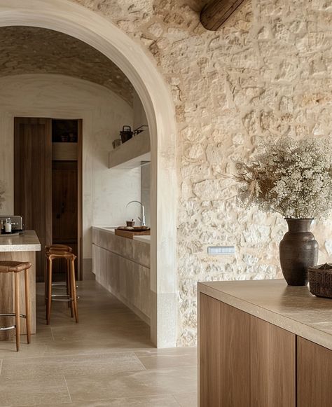 Spain Kitchen, Stone Accent Walls, Stone Interior, Paris Home, Stone Kitchen, Country Interior, Stone Walls, Mediterranean Homes, Shabby Chic Kitchen