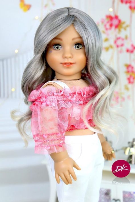 Doll Wig, New Creation, Styling Iron, Beautiful Wigs, Human Wigs, Baby Shampoo, Doll Wigs, Doll Art, Old Dolls