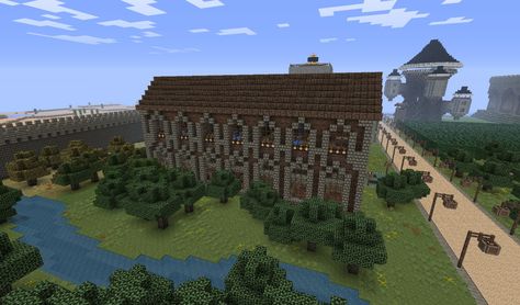 Medieval inn/hotel Minecraft Project Medieval Hotel Minecraft, Medieval Inn, Mc Houses, Hotel Ideas, Minecraft Medieval, Minecraft Inspiration, Inn Hotel, Minecraft Map, Minecraft Projects