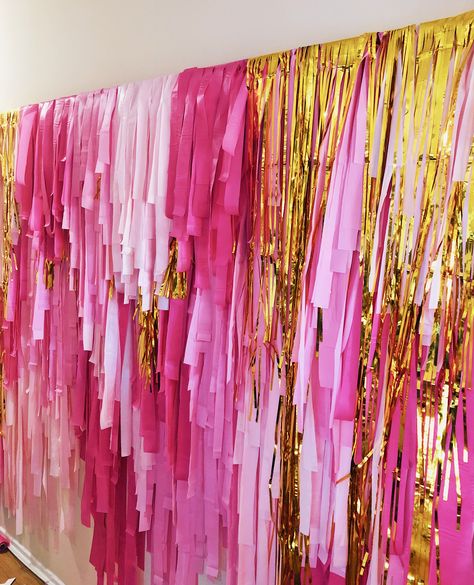 DIY Streamer Backdrop | Megan Picazo Events. I linked all of the supplies I used in the blog. Click the link to find the supplies! Plastic Streamer Backdrop, Gold Fringe Backdrop With Balloons, Backdrop With Plastic Table Covers, How To Do A Fringe Backdrop, Tassle Backdrop Photo Booths, Diy Streamer Backdrop Tutorials, Crepe Streamer Backdrop, Streamer Wall Backdrop Diy, Diy Garland Backdrop