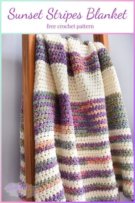 Motifs Afghans, Textured Blanket, Friends Crochet, Striped Crochet Blanket, Crochet Bloggers, Beau Crochet, Crocheted Blankets, Crochet Wearables, Crocheted Blanket