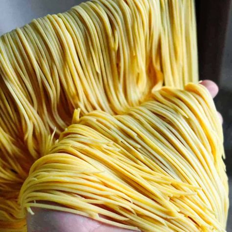 Choosing the Best Flour for Homemade Pasta Best Flour For Pasta, Homemade Pasta 00 Flour, 00 Flour Pasta Dough Recipe, Pasta Without Eggs, Different Types Of Pasta, Types Of Pasta, High Protein Flour, Pasta Dough Recipes, Semolina Pasta