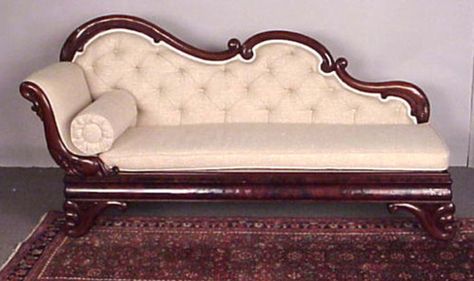 <3 Sofa Santai, Leather Chaise Lounge, Set Meja Makan, Couch Design, Chaise Lounge Sofa, Antique Sofa, Victorian Furniture, Woman Bedroom, Chaise Lounges