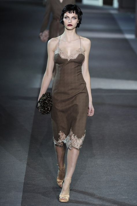 Louis Vuitton Dresses, Louis Vuitton Dress, Runway Outfits, Iconic Dresses, Vintage Louis Vuitton, Fashion Gallery, Couture Fashion, Designer Brands, Runway Fashion