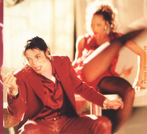 Michael Jackson Photoshoot, Blood On The Dance Floor, Mike Jackson, Simple Dance, Michael Jackson Wallpaper, Michael Jackson Pics, The Stranger, King Of Pop, True Romance