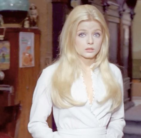 Ewa Aulin Aesthetic, Ewa Aulin Candy, Candy 1968, Ewa Aulin, Vintage Hollywood Glamour, Mysterious Girl, Blogger Girl, Light Hair, Vintage Hairstyles