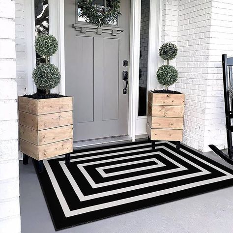 Amazon.com: LEEVAN Black and White Rug 3x5 ft Cotton Woven Striped Door Mat Reversible Foldable Washable Indoor Outdoor Striped Rug Farmhouse Geometric Front Porch Rug for Living Room/Front Door/Balcony : Home & Kitchen Black And White Outdoor Rug, Porch Rug, Front Door Mats, Door Rugs, Decks And Porches, Striped Rug, Farmhouse Living, Indoor Outdoor Area Rugs, Entry Rug