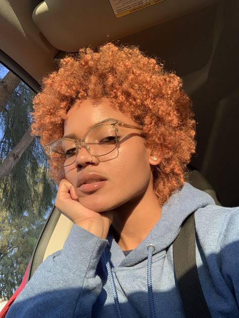 Short Ginger Natural Hair, Short 4c Colored Hair, Short Dyed Natural Hair, Short Curly Hair Color Ideas Black Women, Short Curly Colored Hair Black Women, Ginger Afro 4c, Dyed Twa Natural Hair, Short Curly Ginger Hair Black Women, Short Afro Dyed Hair