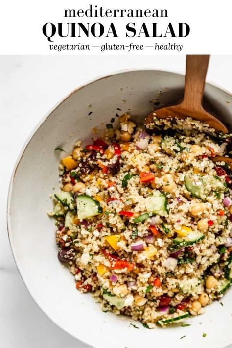 Cold Quinoa Salad, Fluffy Quinoa, Quinoa Recipes Easy, Mediterranean Quinoa, Chopped Vegetables, Quinoa Salad Recipe, Vegan Feta Cheese, Mediterranean Quinoa Salad, Quinoa Healthy