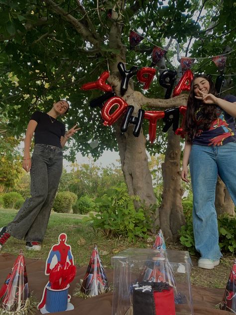 Spiderman picnic birthday theme❤️ #spiderman #birthday #picnic #spidermanaesthetic #picnicaesthetic Birthday Picnic, Picnic Birthday, Spiderman Birthday, 18th Birthday Party, Birthday Planning, Friends Party, 18th Birthday, Birthday Theme, Spiderman