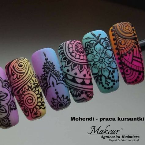 Mandala Art Nails, Mandela Nail Art, Mandala Nail Art Design, Garba Nails, Mandala Nail Designs, Henna Nail Design, Silhouette Nail Art, Mandala Nail Art, Peacock Nail Designs