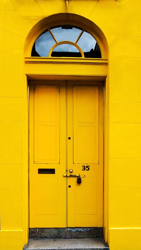 Photowall Ideas, Yellow Door, Yellow Theme, Yellow Doors, Bokeh Lights, Yellow Walls, Yellow Submarine, Yellow Wallpaper, Diy Interior