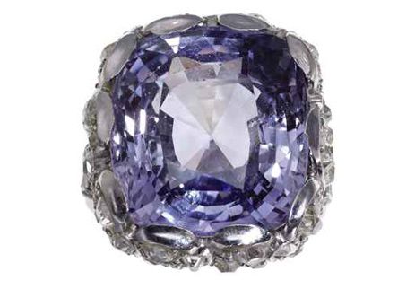 Elizabeth Taylor Jewelry, Lavender Sapphire, Liz Taylor, Edwardian Jewelry, Light Lavender, Royal Jewels, Crown Jewels, Elizabeth Taylor, Fabulous Jewelry