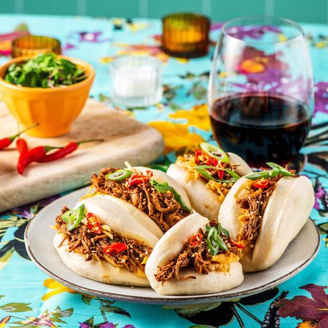 Asian Brisket Bao – DelicioUS! Asian Brisket, Beef Bao, Crunchy Coleslaw, Bao Buns, Smoked Brisket, Steamed Buns, Green Onion, Light Lunch, Beef Brisket