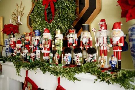 These Nutcracker Collections Inspire Over-the-Top Christmas Decorating - Susan Said... WHAT?! Nutcrackers Display, Nutcracker Collection, Nutcracker Decor, Nutcracker Christmas Decorations, Christmas Nutcrackers, Glam Pad, Christmas Mantle, Christmas Fireplace, Christmas Mantels