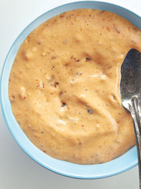 Chipotle Mayonnaise Recipe, Chipotle Mayonnaise, Sauce Au Poivre, Chipotle Mayo, Homemade Condiments, Aioli, Roasted Garlic, Marinara, Dipping Sauce