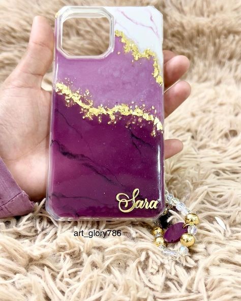 Stylish 🌟 and trendy phone case. . . 💣 Re-post, original by @art_glory786 👉 Buy Ultimate Epoxy @craft.resin to create similar projects 🚀 Use #craftresin to be featured on our feed!⁠ Project featured in this post may, or may not have been created using Craft Resin. . #resinart #mobilecover #mobilecase #fashion #trending #resinmobilecover #epoxy #epoxyresin #epoxyart #resinwork #artwork #artist #artdaily Resin Mobile Case, Phone Cases Resin, Phone Cover Resin Art, Epoxy Phone Case, Resin Cover Phone, Resin Phone Cover Design, Resin Artwork Ideas, Resin Art Phone Cover, Resin Phone Case Ideas