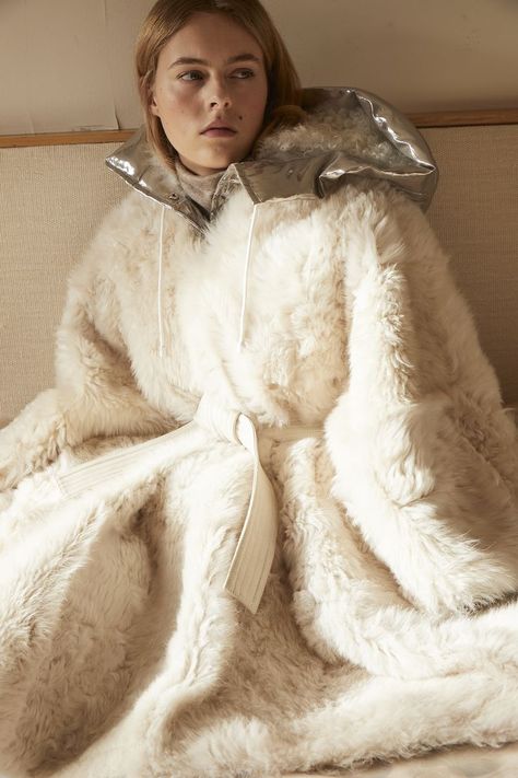 Yves Salomon, Vogue Russia, 2024 Collection, Winter Wear, Women Collection, Down Jacket, Fur Coat, Winter Fashion, Ready To Wear