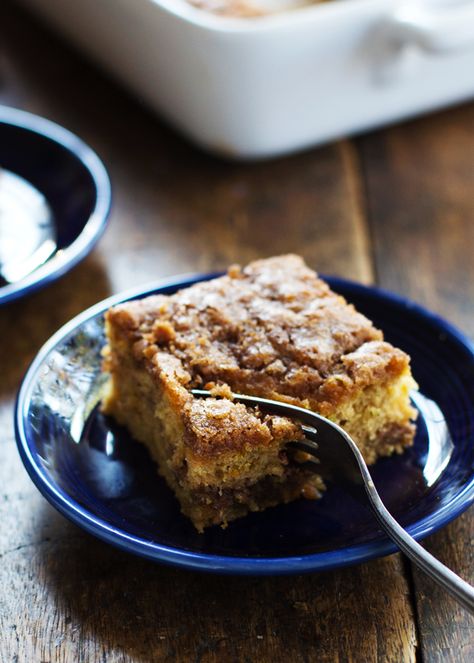 Cinnamon Sugar Zucchini Coffee Cake from Pinch of Yum - incredibly moist with a great citrus taste to it. No mixer needed! Zucchini Coffee Cake, Pinch Of Yum, Cinnamon Roll Cake, Coffee Cake Recipes, A Piece Of Cake, Piece Of Cake, Coffee Date, Cinnamon Sugar, Let Them Eat Cake