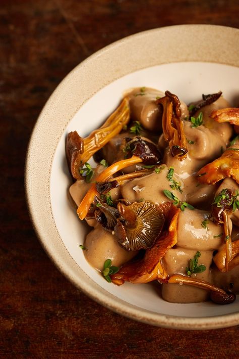 Gnocchi With Mushrooms, Gnocchi Dishes, Great British Chefs, Fine Dining Recipes, Gnocchi Recipes, Idee Pasto Sano, Wild Mushrooms, Mushroom Recipes, Polenta