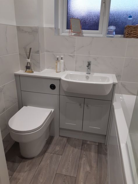 Small Downstairs Toilet, Wood Tile Bathroom, Vinyl Flooring Bathroom, Bathroom Cladding, Fitted Bathroom Furniture, Bathroom Wood, Marble Tile Bathroom, Bathroom Vinyl, Small Toilet Room