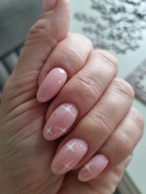 Sparkle Star Nail Designs, Pink With White Stars Nails, Easy Nail Art Stars, Light Pink Nails With Stars, 4 Point Star Nails, Disney Sparkle Nails, Star Burst Nails, Pastel Star Nails, Pink Nails With White Stars